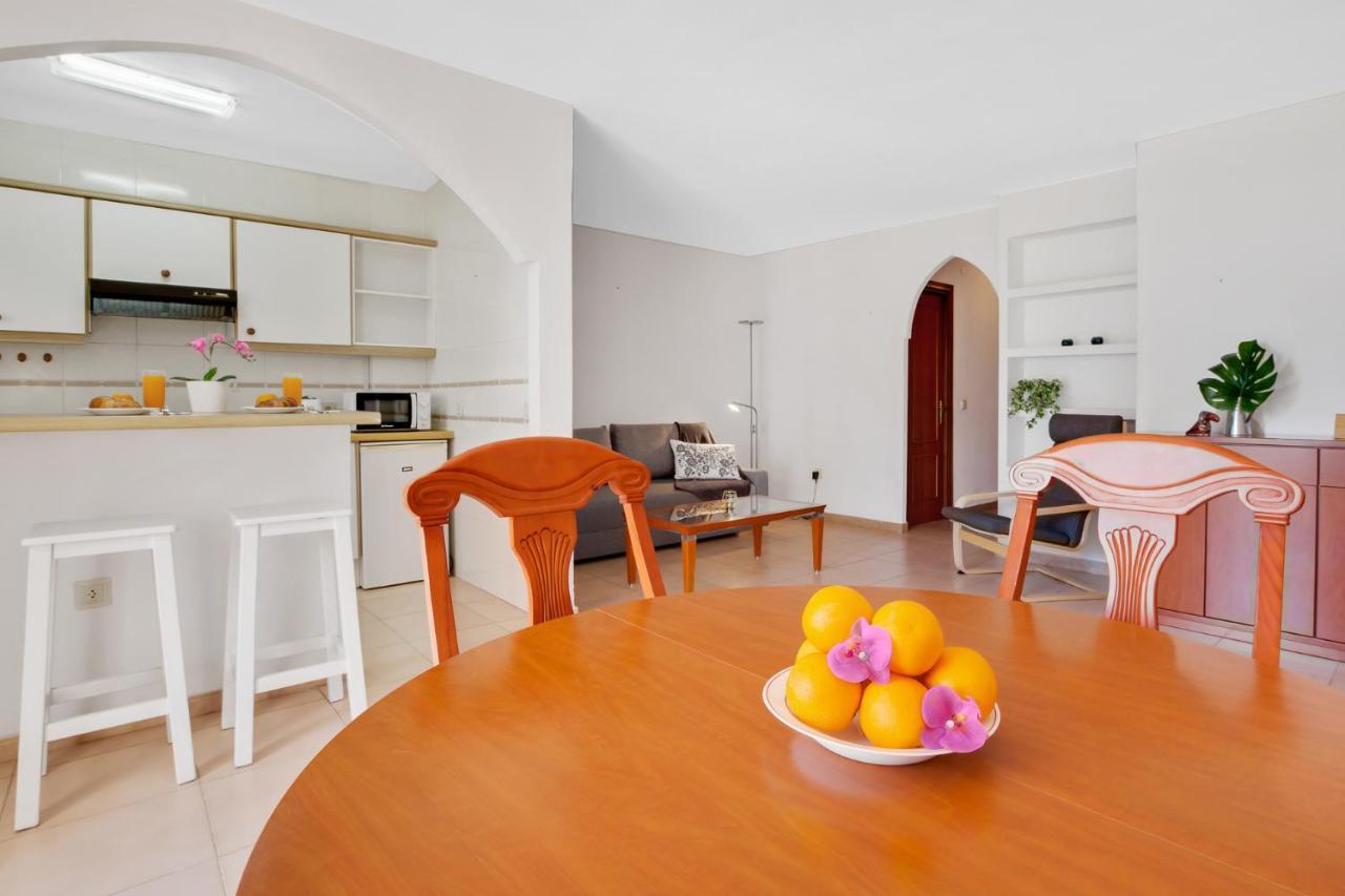 Imperial Puerto 2 3F By Ivi Real Estate Apartment ตอร์เรโมลิโนส ภายนอก รูปภาพ