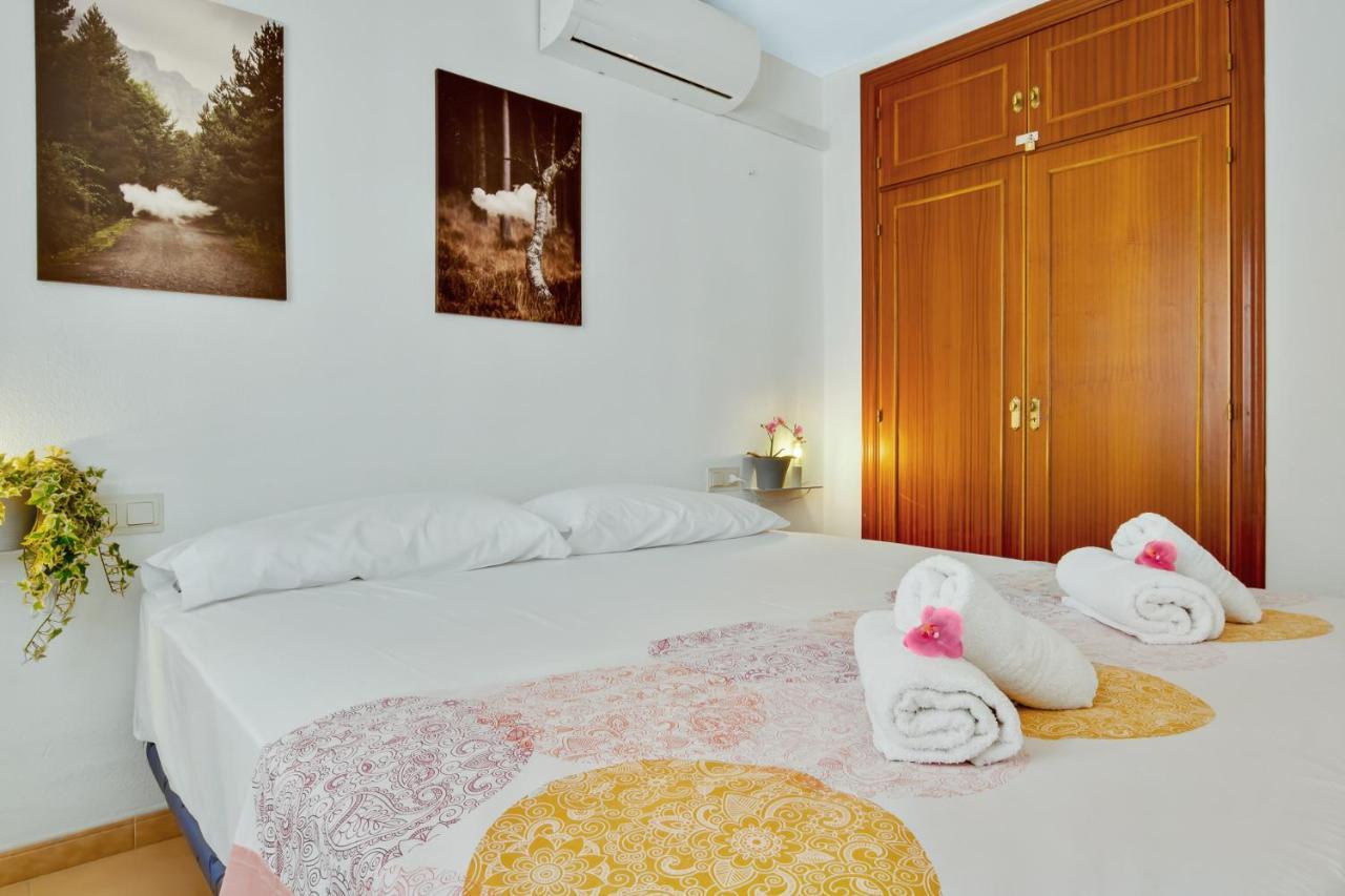 Imperial Puerto 2 3F By Ivi Real Estate Apartment ตอร์เรโมลิโนส ภายนอก รูปภาพ