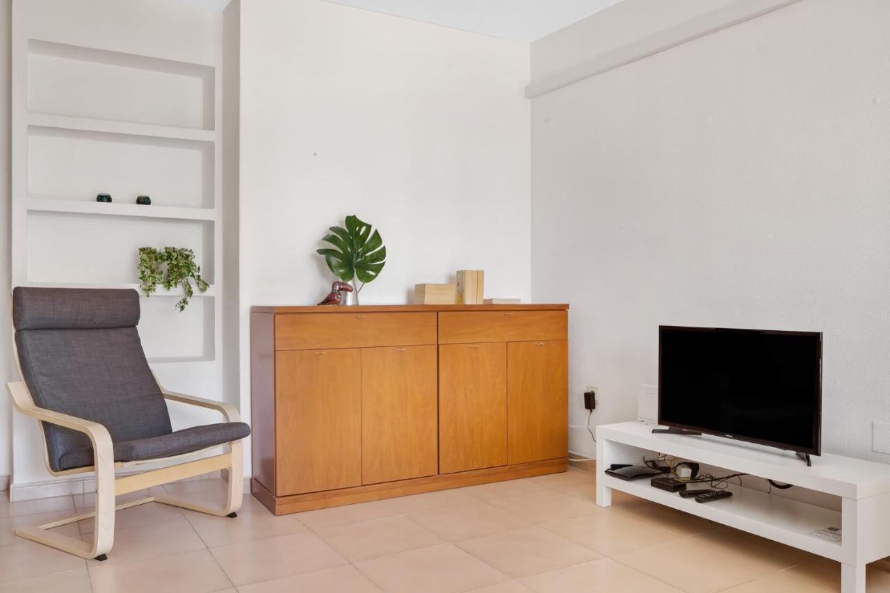 Imperial Puerto 2 3F By Ivi Real Estate Apartment ตอร์เรโมลิโนส ภายนอก รูปภาพ